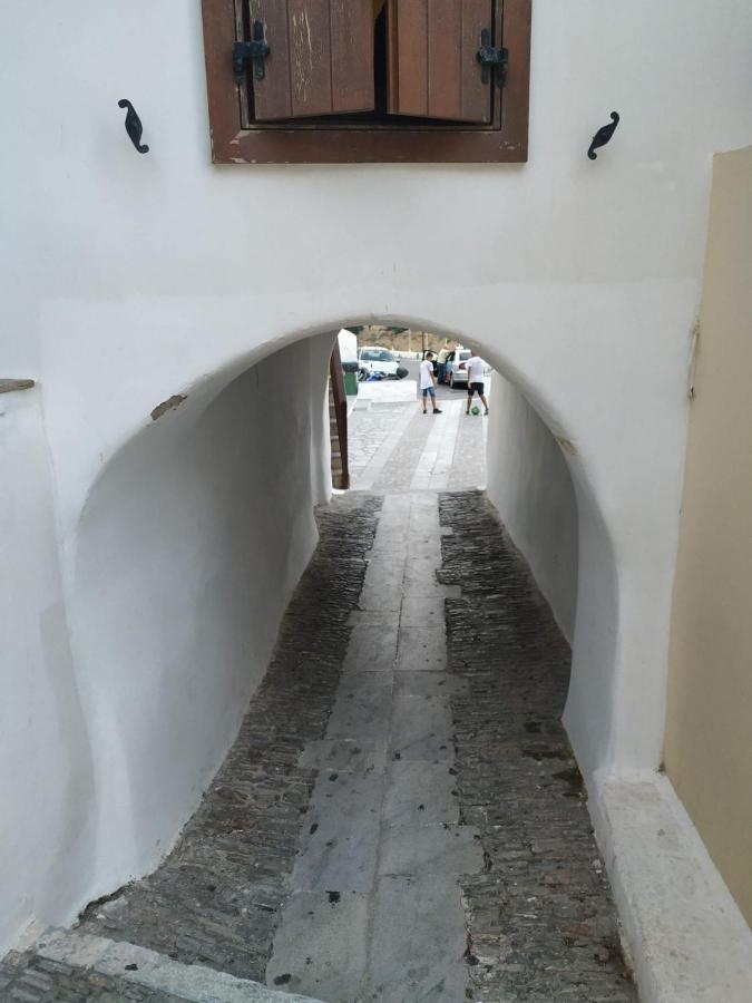 Azura, Traditional Residence In Áno Sýros Extérieur photo